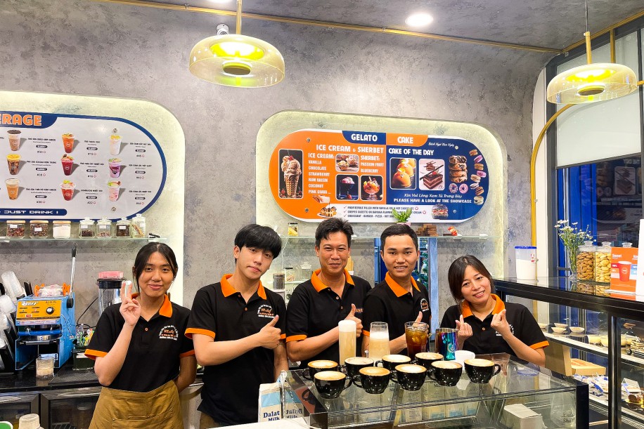 HỌC VIÊN ƯU TÚ